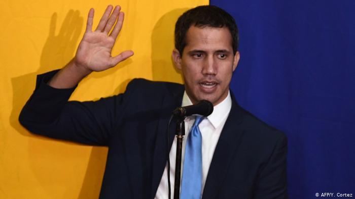 В Венесуэле парламент избрал своим председателем Луиса Парра